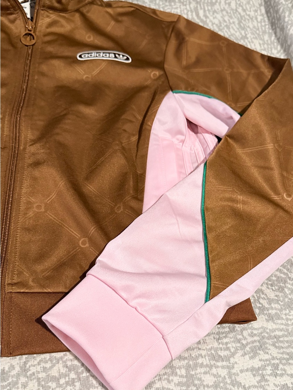 Adidas Originals /// Women’s Retro Luxury TrackSuit - Size Medium *NWT* - Picture 16 of 16